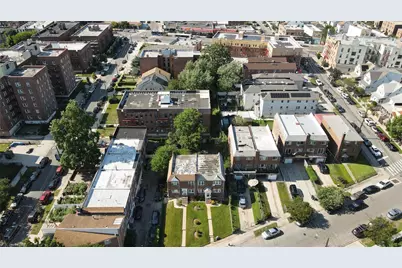 19511 Woodhull Avenue, Hollis, NY 11423 - Photo 8