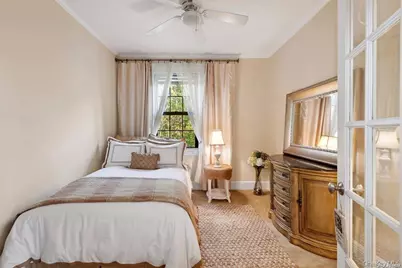 56 Floral Parkway, Floral Park, NY 11001 - Photo 20