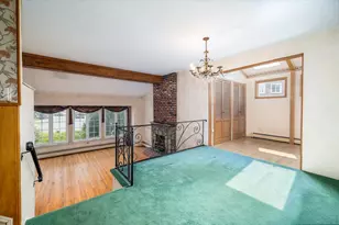 185 Maxine Ct, West Hempstead, NY 11552 - Photo 4