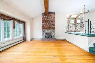 185 Maxine Ct, West Hempstead, NY 11552 - Photo 2