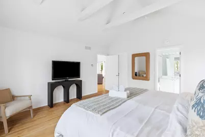 12 Douglas Court, Hampton Bays, NY 11946 - Photo 14