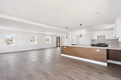 775 S 9th Street, Lindenhurst, NY 11757 - Photo 12