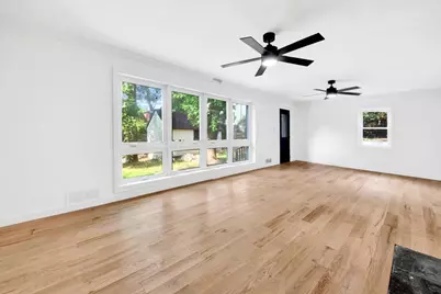 132 Holmes Avenue, Hartsdale, NY 10530 - Photo 22