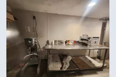 45-13 Broadway, Astoria, NY 11103 - Photo 18