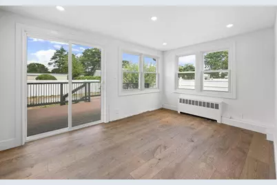 747 New Street, Uniondale, NY 11553 - Photo 12