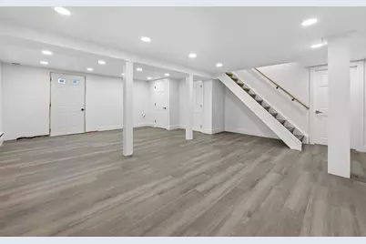 747 New Street, Uniondale, NY 11553 - Photo 22