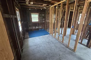 31 Union Ave, Patchogue, NY 11772 - Photo 8