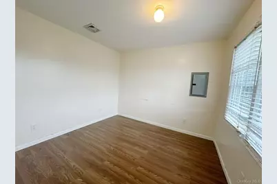 203 29th Street, Lindenhurst, NY 11757 - Photo 12