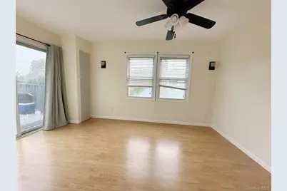 203 29th Street, Lindenhurst, NY 11757 - Photo 6