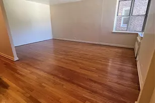 325 E 201st St, Bronx, NY 10458 - Photo 14