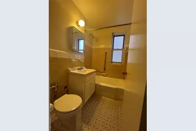 325 E 201 Street #4D, Bronx, NY 10458 - Photo 12