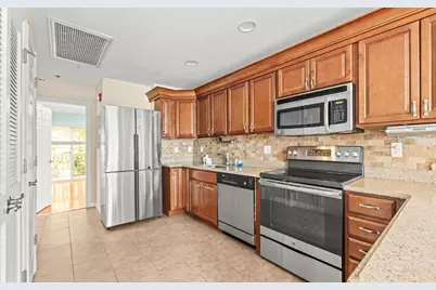 1002 Willow Lane, Valley Stream, NY 11580 - Photo 10