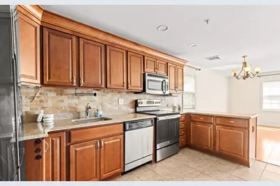 1002 Willow Lane, Valley Stream, NY 11580 - Photo 12