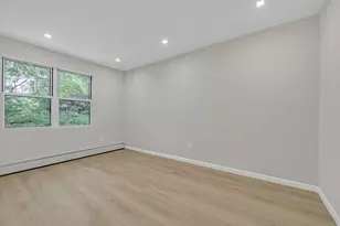 110-23 172nd St, Saint Albans, NY 11433 - Photo 12