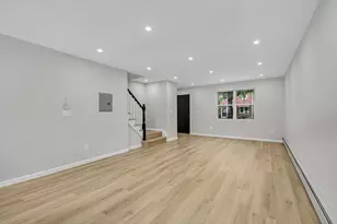 110-23 172nd St, Saint Albans, NY 11433 - Photo 4