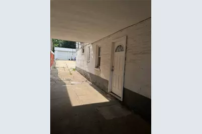 3015 Paulding Avenue, Bronx, NY 10469 - Photo 4