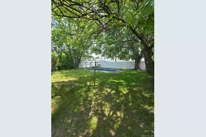 15741 87th Street, Howard Beach, NY 11414 - Photo 18