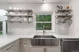 2 Soundview Dr, Port Jefferson, NY 11777 - Photo 24