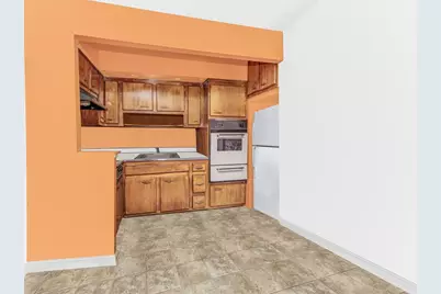 3039 Ely Avenue, Bronx, NY 10469 - Photo 6