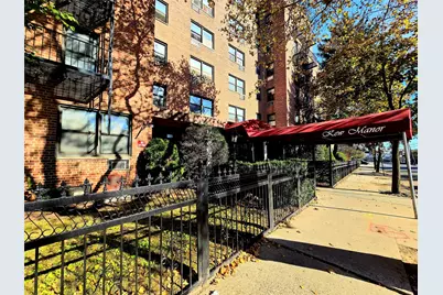 131-11 Kew Gardens Rd #5F, Richmond Hill, NY 11418 - Photo 2