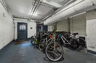 1440 Midland Ave, Bronxville, NY 10708 - Photo 12