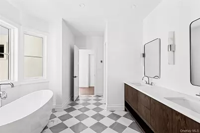 3360 Wunneweta Road, Cutchogue, NY 11935 - Photo 20