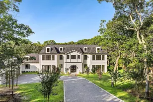 3360 Wunneweta Rd, Cutchogue, NY 11935 - Photo 2