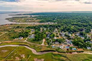 63 Washington Ave, Mastic Beach, NY 11951 - Photo 12