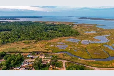 63 Washington Avenue, Mastic Beach, NY 11951 - Photo 10