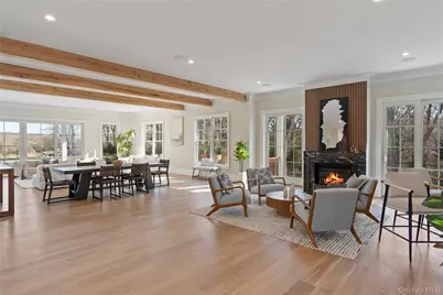 2590 Cox Neck Road, Mattituck, NY 11952 - Photo 4