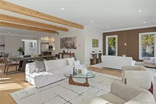 2590 Cox Neck Rd, Mattituck, NY 11952 - Photo 10