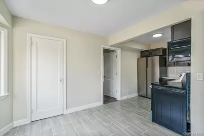 325 Pennsylvania Avenue, Roosevelt, NY 11575 - Photo 8