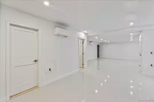 150-25 Hawtree St, Ozone Park, NY 11417 - Photo 16