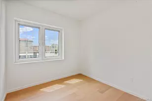 150-25 Hawtree St, Ozone Park, NY 11417 - Photo 14