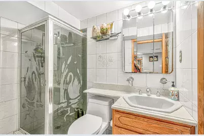 4818 190th Street, Fresh Meadows, NY 11365 - Photo 22