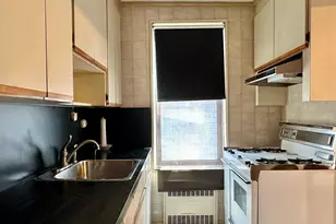 83-25 98th St, Woodhaven, NY 11421 - Photo 6