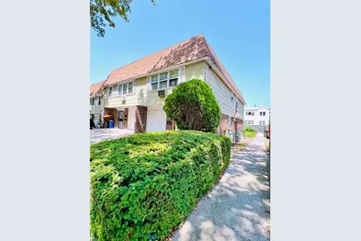 240-29 68th Avenue #14, Douglaston, NY 11362 - Photo 2