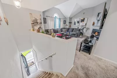 39 Aron Drive, Bohemia, NY 11716 - Photo 12