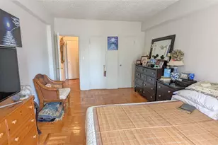 63-33 98 Pl, Rego Park, NY 11374 - Photo 4