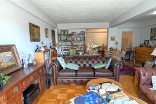 63-33 98 Pl, Rego Park, NY 11374 - Photo 2