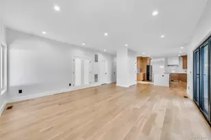 628 Meadow Rd, Smithtown, NY 11754 - Photo 14