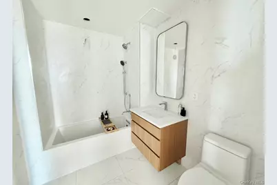 133-25 37 Avenue #17F, Flushing, NY 11354 - Photo 6