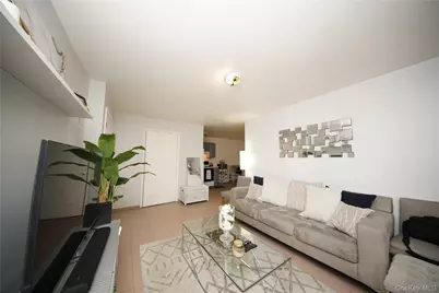 109-12 Westside Avenue, Corona, NY 11368 - Photo 10