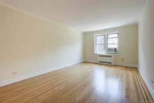 64-85 Saunders St, Rego Park, NY 11375 - Photo 16
