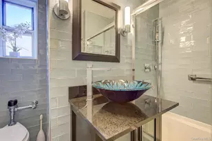 64-85 Saunders St, Rego Park, NY 11375 - Photo 32