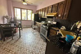 12-25 119th St, College Point, NY 11356 - Photo 4