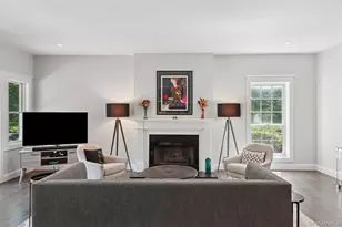 2 Willowood Ct, Westhampton, NY 11977 - Photo 8