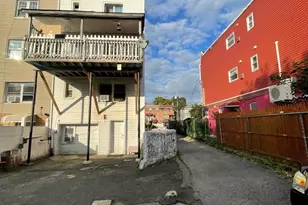 269 Balcom Ave, Bronx, NY 10465 - Photo 20