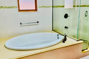 34-41 201st St, Bayside, NY 11361 - Photo 16