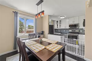 220-06 Stronghurst Ave, Queens Village, NY 11427 - Photo 12